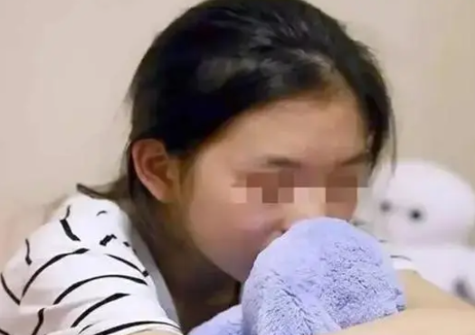 当地回应女生被同学父亲性侵产子 究竟真相是什么